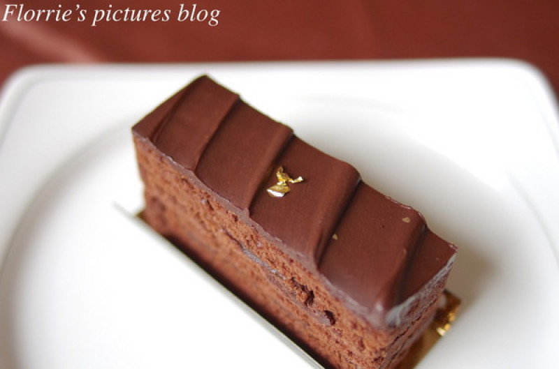 三峽區美食~Aposo艾波索烘焙坊~香濃迷人的黑金磚巧克力蛋糕        
      