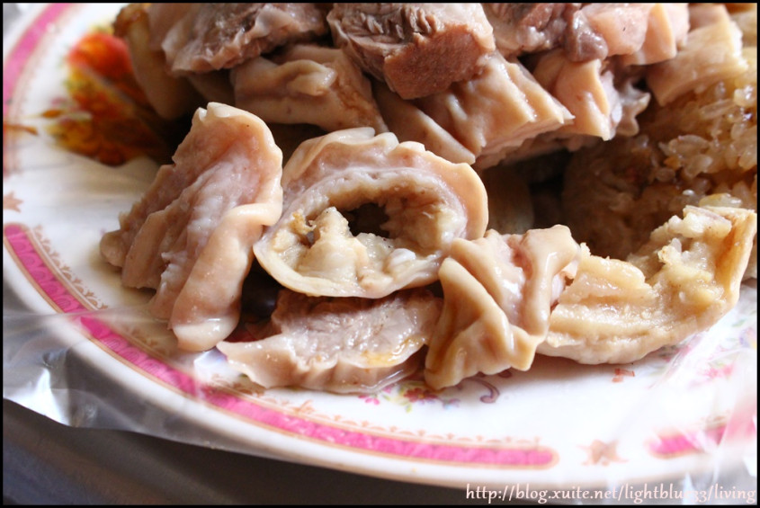 [ 基隆市车站周边美食 ] 孝三路兄弟大肠圈,简家蚵仔煎,远东泡泡冰,阿