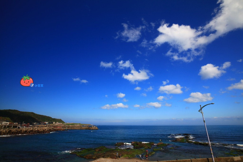 【基隆景点】八斗子车站 北台湾最美车站 海景配铁道火车 一脚站在新