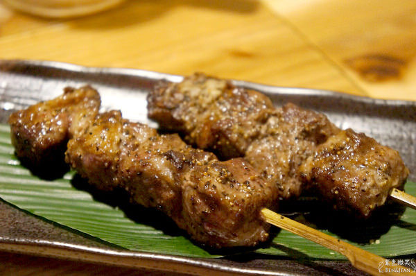 黑胡椒牛肉肋串 90/2串