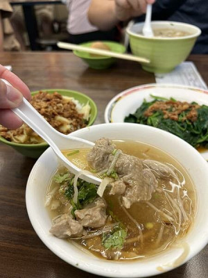 台北市中正區美食，東門赤肉羹，40年老字號的傳統好滋味