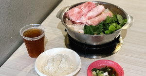 白飯、飲料吃到飽！台北小火鍋「鍋HoMe」160元開吃，台北車站學生族的最愛。