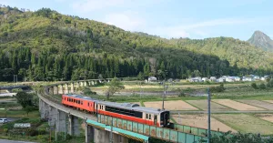 跟著許光漢玩日本！福島只見町「青春18×2取景地」踩點，隱藏版秘境曝光。