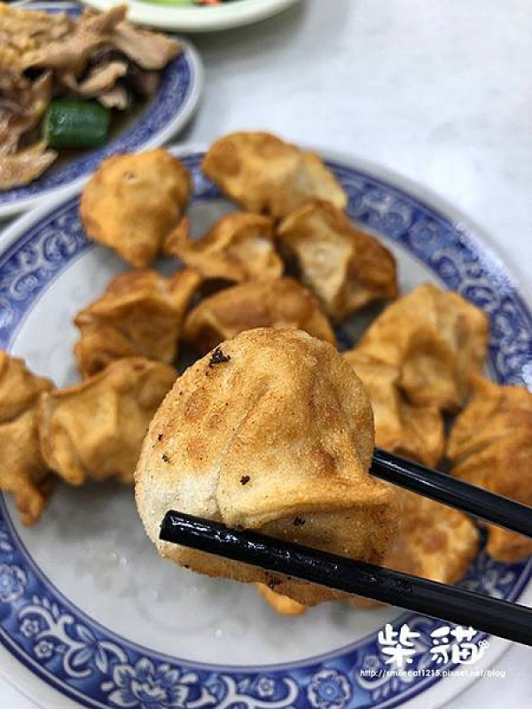 台北市中山區美食推薦老牌山東水餃大王 台北 不能去日本宇都宮就來這裡吃煎餃吧 柴貓in 老牌山東水餃大王 Walkerland Taipeiwalker Japanwalker Walkerland