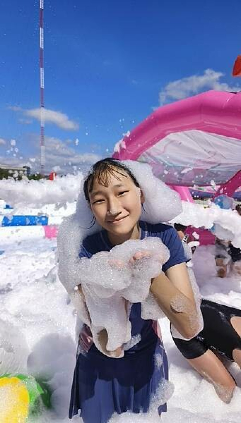 台中市東區台中親子水上嘉年華，7月6日盛大開幕，靠近lalaport又有市集，方便停車，六大區域玩透透