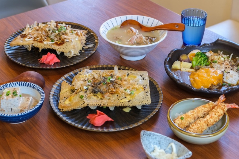 台中市豐原區「主餃食光」超好吃的冰花煎餃在這裡