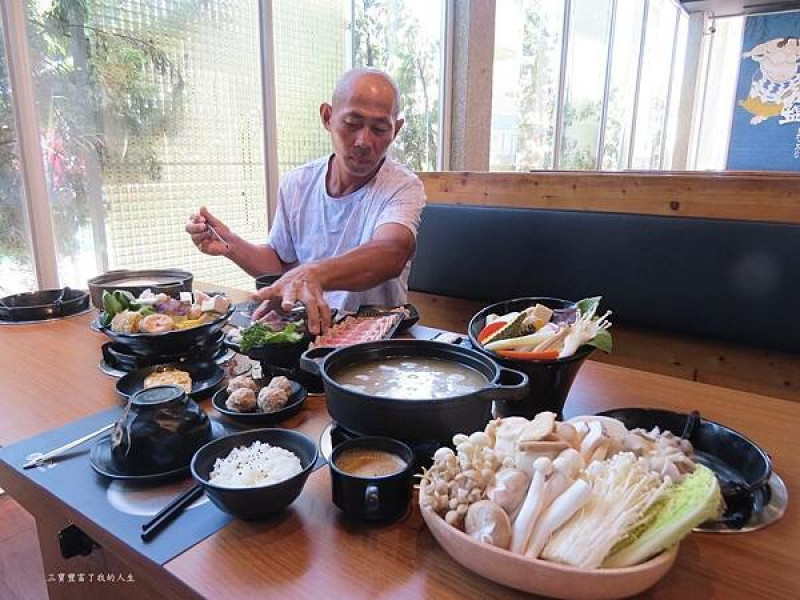 嘉義火鍋推薦【小旬湯】樂農·鑄鐵鍋 日本風味鍋 湯鮮味美 平日套餐218起 經濟實惠 好停車 蔬食火鍋開賣