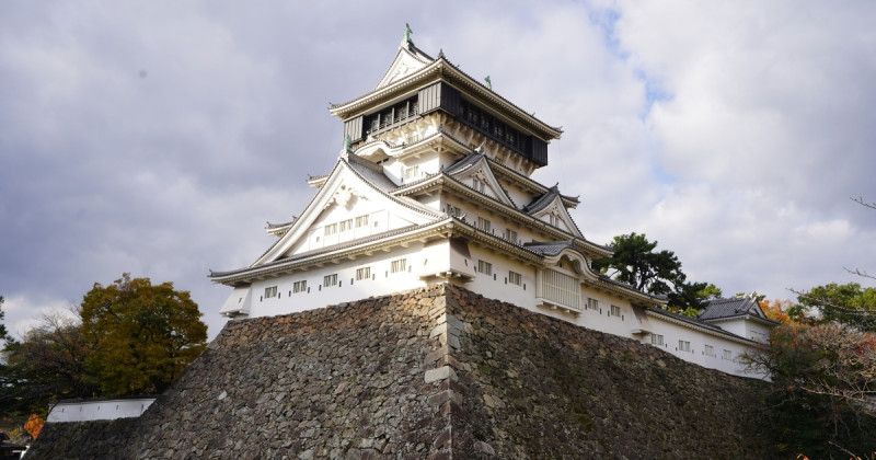 日本百大名城！福岡賞櫻景點「小倉城」，流鏑馬體驗必玩。