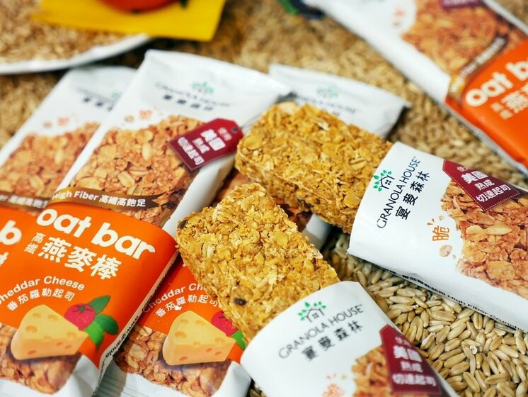 宴麥森林纖脆燕麥棒，低卡高纖的下午點心首選，內含大量燕麥、堅