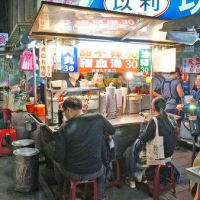 【台北美食】華榮市場口甜不辣-晚上才會出現的路邊攤美食