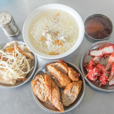 【台北捷運美食】【龍山寺美食】潘家燒肉飯.萬華巷弄銅板老滋味