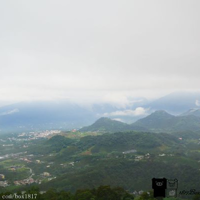 【南投。魚池】霧鎖金龍山。金龍山琉璃光之夜