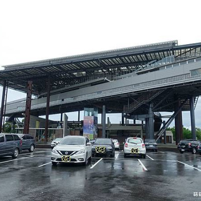 <玩。在宜蘭>羅東鎮-新潮當代藝術建築有綠地還有展覽~羅東文化工場~