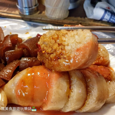 [食]新北市 銅板老店美味~來淡水不可錯過的好吃手工糯米腸 半坪屋50年手工糯米腸