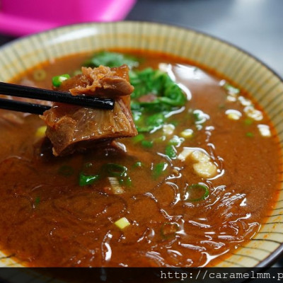 【宜蘭宜蘭市】大成羊排麵‧牛肉麵 宜蘭百大小吃名店 食尚玩家採訪 宜蘭火車站美食