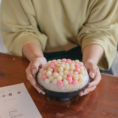 台南中西區｜阿川古早味粉圓冰﻿-舖滿整碗冰的古早味紅白湯圓，消暑好夥伴