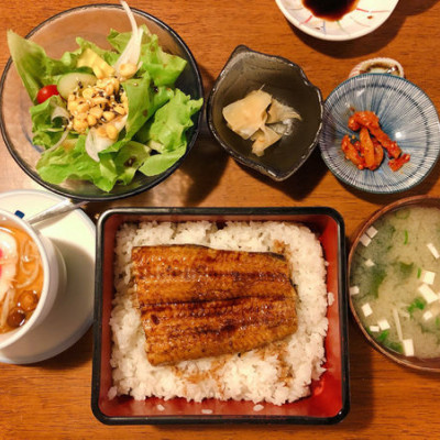 台北美食/捷運芝山站 豚馬日本料理 生蠔新鮮 定食划算