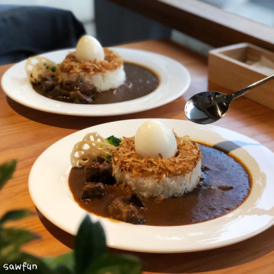 【台中美食】小野食堂 日式老宅裡的咖哩 精誠商圈 超萌鳥巢咖哩飯 日式飯糰定食 一樓是選物店 附完整菜單