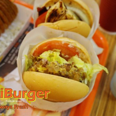 【台北美食】加州風味漢堡 CaliBurger / 西門店 / 梁靜茹漢堡店