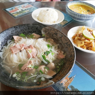 【苗栗頭份】越來越好吃 頭份越南料理 人氣平價越式料理 頭份美食 越來越好吃菜單 越來越好吃外帶 越來越好吃咖哩 近竹南運動公園