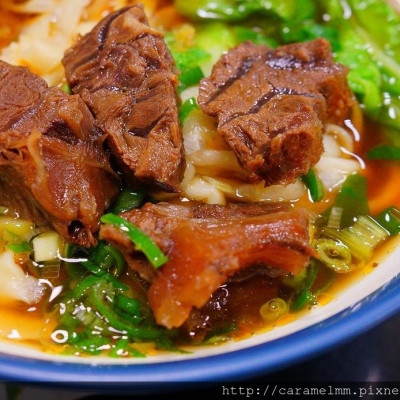 【台中清水】任家擀麵 Q性十足彈牙麵條 家常菜 平價麵食館 清水擀麵 清水小吃 美食推薦 文附菜單 近港區藝術中心 士官長擀麵旁